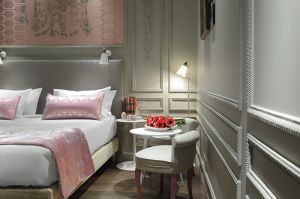 Images - luxurious bedroom.jpg